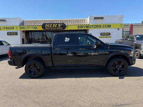 Used 2023 RAM 1500 Warlock AWD/4WD image 2