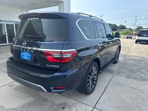 Used 2024 Nissan Armada Platinum w/ Captain's Chairs Package RWD image 7