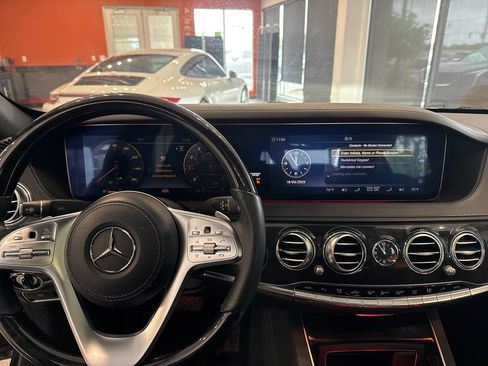Used 2019 Mercedes-Benz S 560 4MATIC Sedan image 22