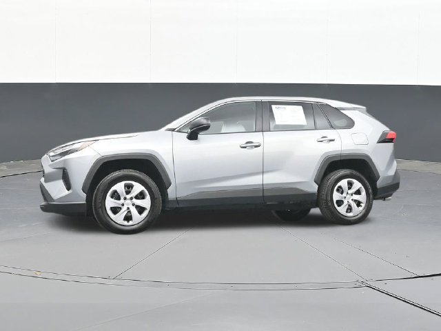 Used 2025 Toyota RAV4 LE AWD/4WD image 55