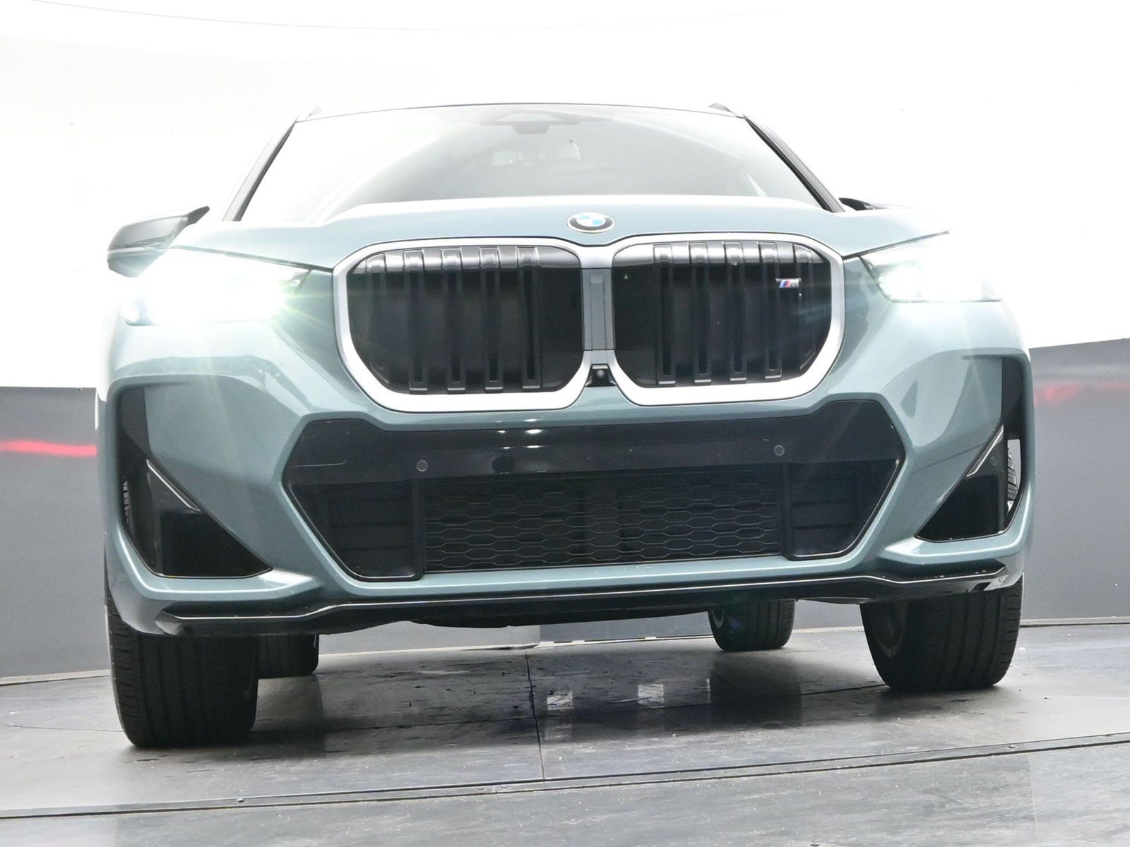 Used 2025 BMW X1 M35i AWD/4WD image 37