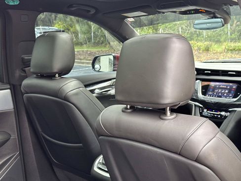 Used 2023 Cadillac XT6 Premium Luxury FWD image 30