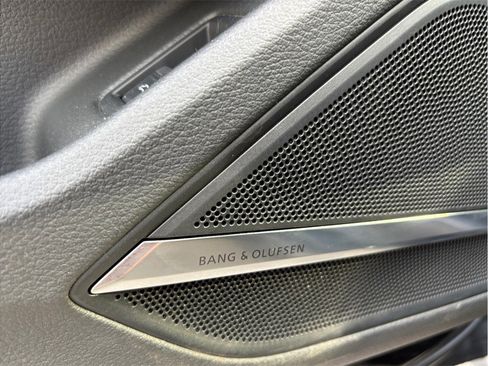 Used 2020 Audi A8 L 4.0T w/ Executive Package image 28