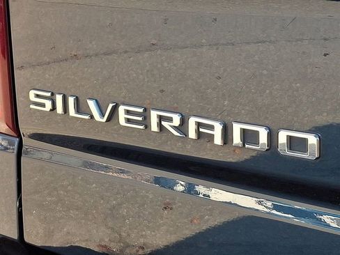 Used 2019 Chevrolet Silverado 1500 LT Trail Boss image 30