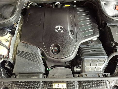 Used 2024 Mercedes-Benz GLS 450 4MATIC image 29