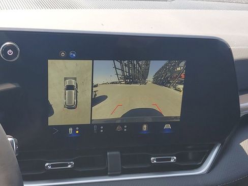 New 2026 Chevrolet Equinox LT w/ Convenience Package II image 25