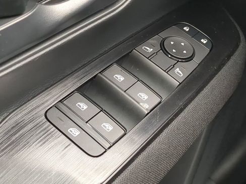 New 2026 Nissan Kicks S image 22