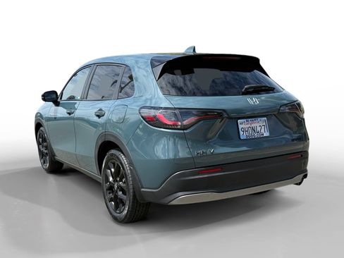 Used 2024 Honda HR-V Sport image 3