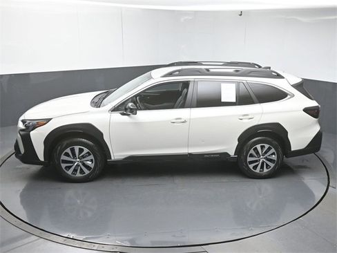 Certified 2025 Subaru Outback Premium w/ Popular Package #1A image 46