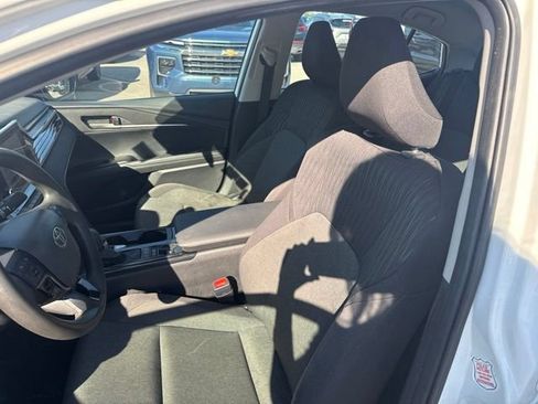 Used 2025 Toyota Camry LE FWD image 11
