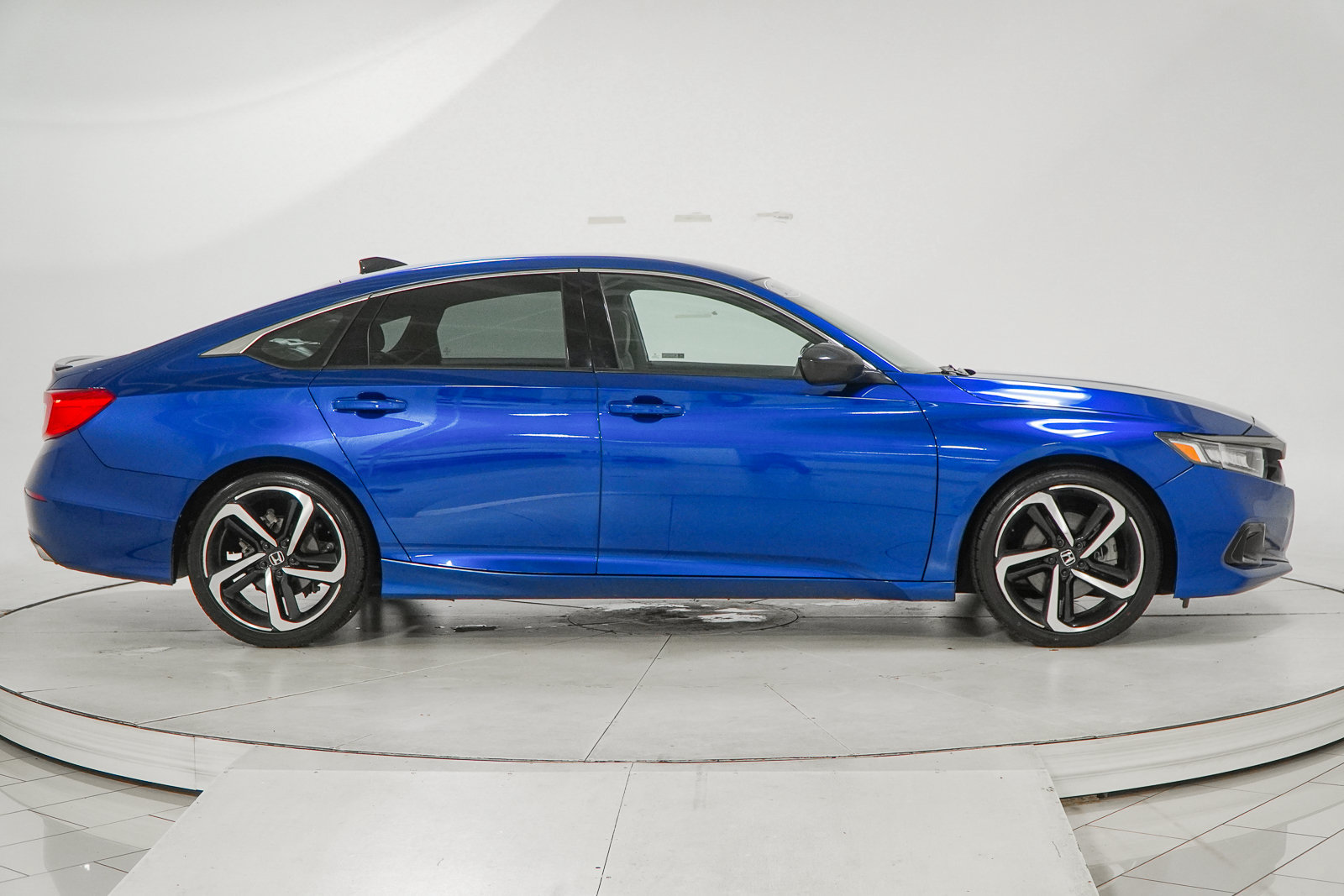 Used 2022 Honda Accord Sport image 13
