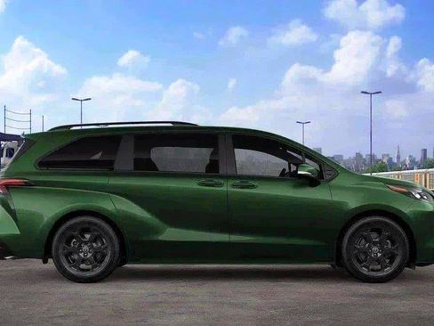 New 2026 Toyota Sienna XLE Woodland Edition AWD/4WD image 78