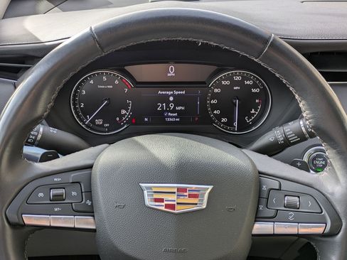 Used 2023 Cadillac XT4 Luxury w/ Driver Awareness Package image 15