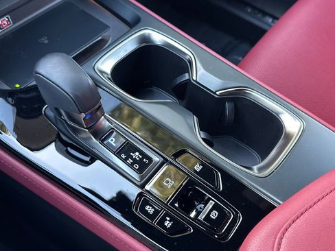 Used 2025 Lexus NX 350h AWD w/ Cold Area Package image 18