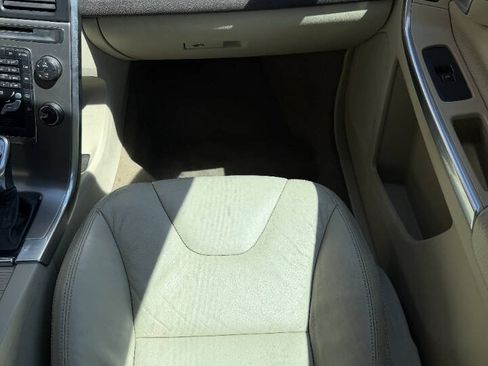 Used 2013 Volvo XC60 3.2 FWD image 8