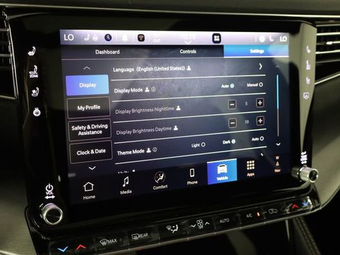 New 2026 Jeep Grand Wagoneer 4WD image 38