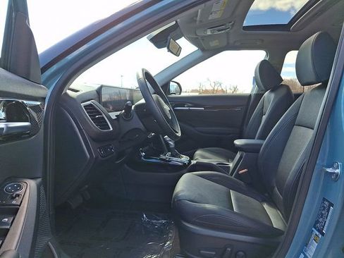 Used 2025 Kia Seltos EX w/ EX Sunroof Package image 14