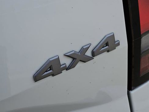 Used 2026 Nissan Frontier SV w/ Tow Package image 8