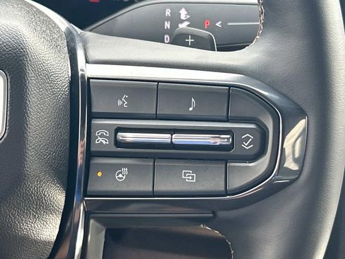 Used 2026 GMC Yukon AT4 w/ LPO, Floor Liner Package image 35