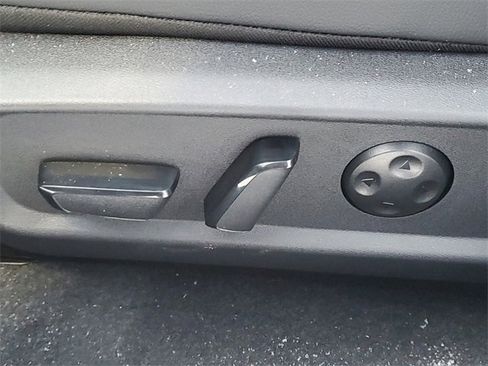 New 2026 Nissan Sentra SR image 7