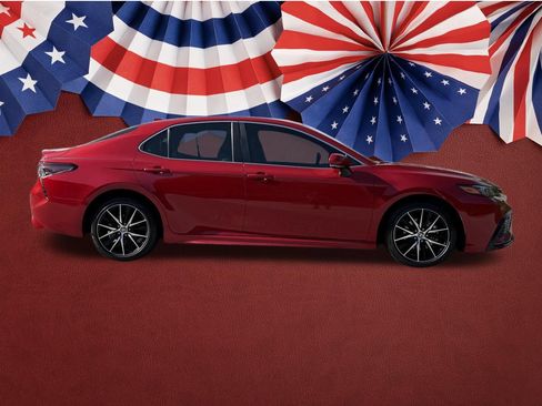Used 2024 Toyota Camry SE FWD image 27