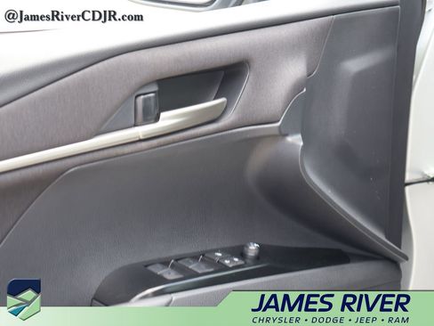 Used 2026 Toyota Camry LE FWD image 21