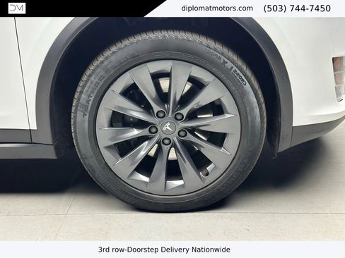 Used 2017 Tesla Model X 100D image 38
