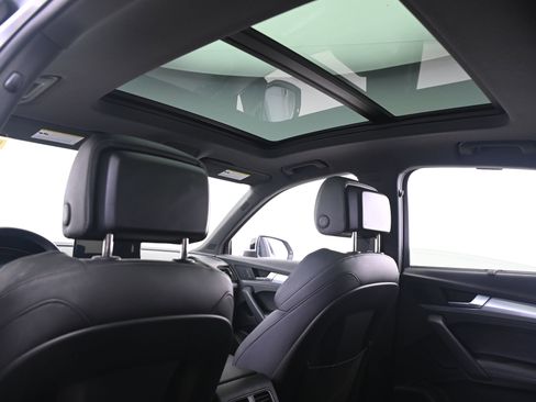 Used 2023 Audi Q5 2.0T Prestige w/ Prestige Package image 25