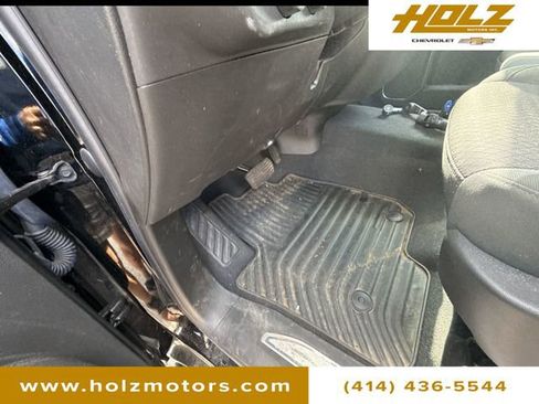 Certified 2022 Chevrolet Silverado 1500 RST image 34