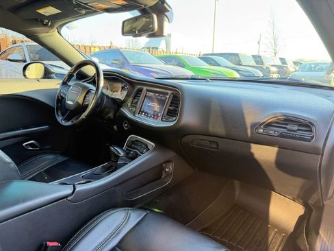 Used 2019 Dodge Challenger R/T Scat Pack image 27