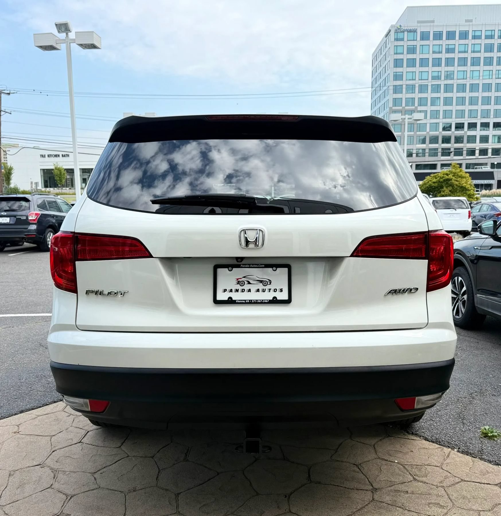 Used 2016 Honda Pilot LX image 6