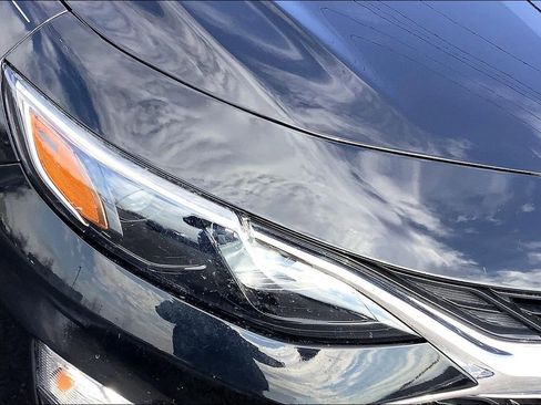Used 2022 Chevrolet Malibu LS FWD image 32