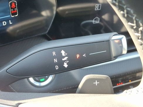 New 2026 Chevrolet Equinox LT w/ Convenience Package II image 7