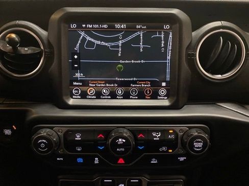 Used 2022 Jeep Wrangler Unlimited Sahara AWD/4WD image 42