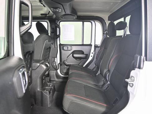 Used 2020 Jeep Gladiator Rubicon image 17