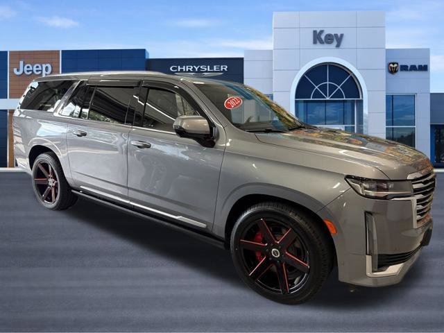 Used 2022 Cadillac Escalade ESV Premium Luxury Platinum AWD/4WD image 9