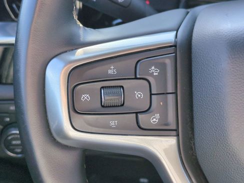 Used 2023 Chevrolet Silverado 1500 LT AWD/4WD image 19