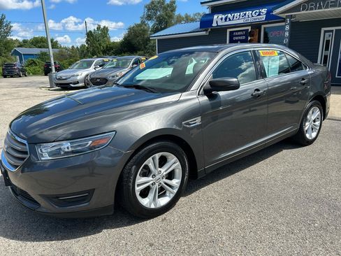 Used 2018 Ford Taurus SEL w/ Equipment Group 201A AWD/4WD image 1
