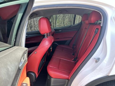 Used 2019 Alfa Romeo Stelvio RWD RWD w/ Nero Edizione image 13