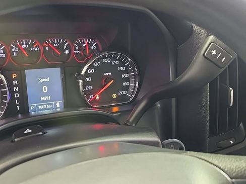 Used 2019 GMC Sierra 2500 4x4 Crew Cab w/ Sierra Convenience Package image 21
