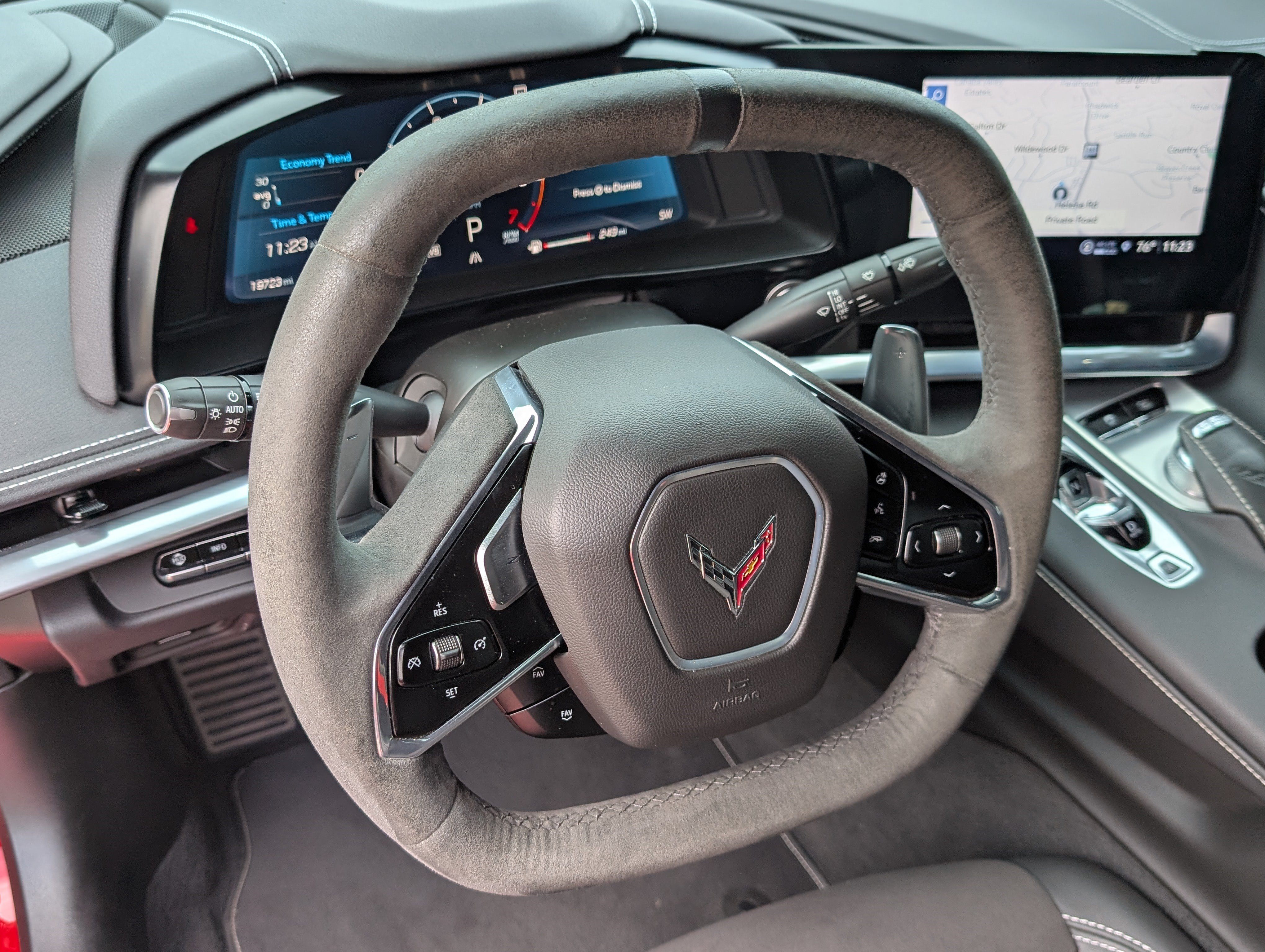 Used 2021 Chevrolet Corvette Stingray Preferred Cpe w/ Z51 Performance Package RWD image 22