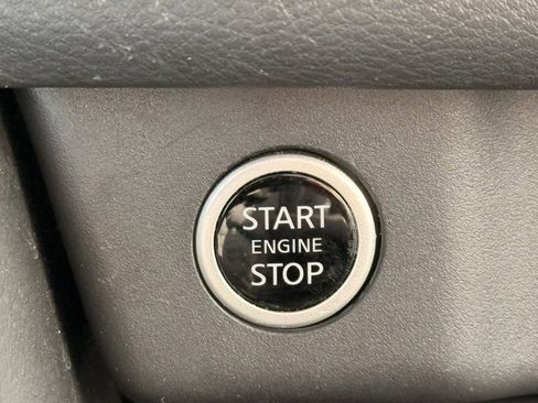 Certified 2023 Nissan Rogue SV w/ SV Premium B Package image 36