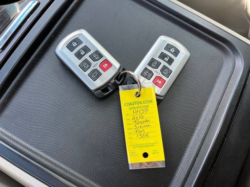 Used 2016 Toyota Sienna XLE AWD/4WD image 15