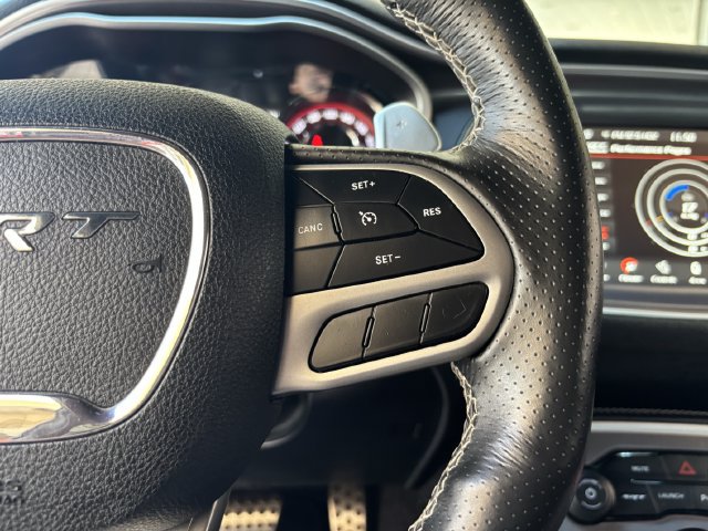 Used 2022 Dodge Challenger SRT Hellcat RWD image 28
