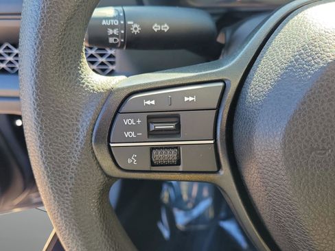 Used 2023 Honda Accord EX image 25