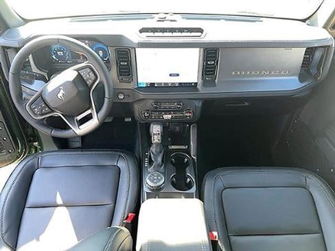 New 2025 Ford Bronco Badlands w/ Sasquatch Package image 12