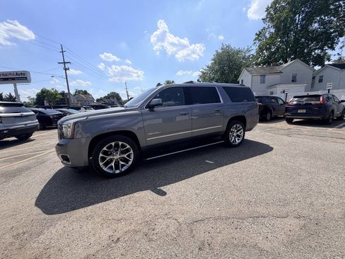 Used 2019 GMC Yukon XL Denali w/ Denali Ultimate Package AWD/4WD image 50