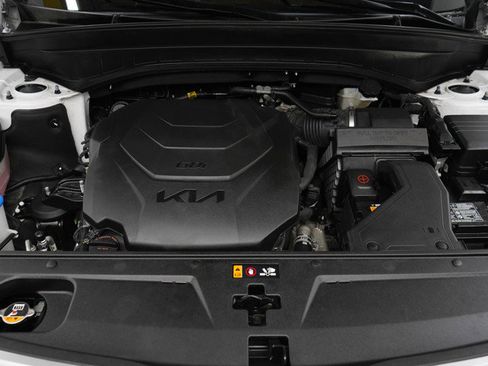 Used 2025 Kia Telluride S image 39
