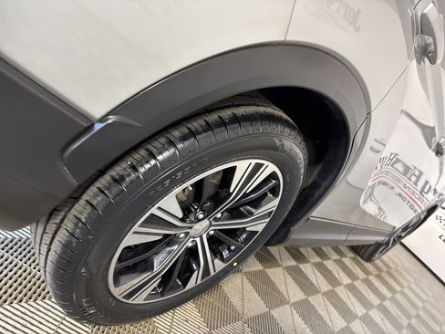 Used 2022 Mitsubishi Eclipse Cross SE image 32
