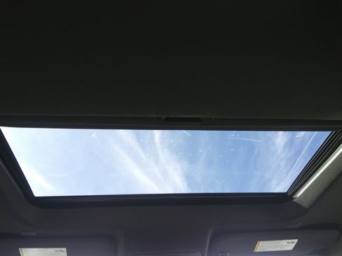 Used 2023 Chevrolet Silverado 1500 High Country w/ High Country Premium Package image 13